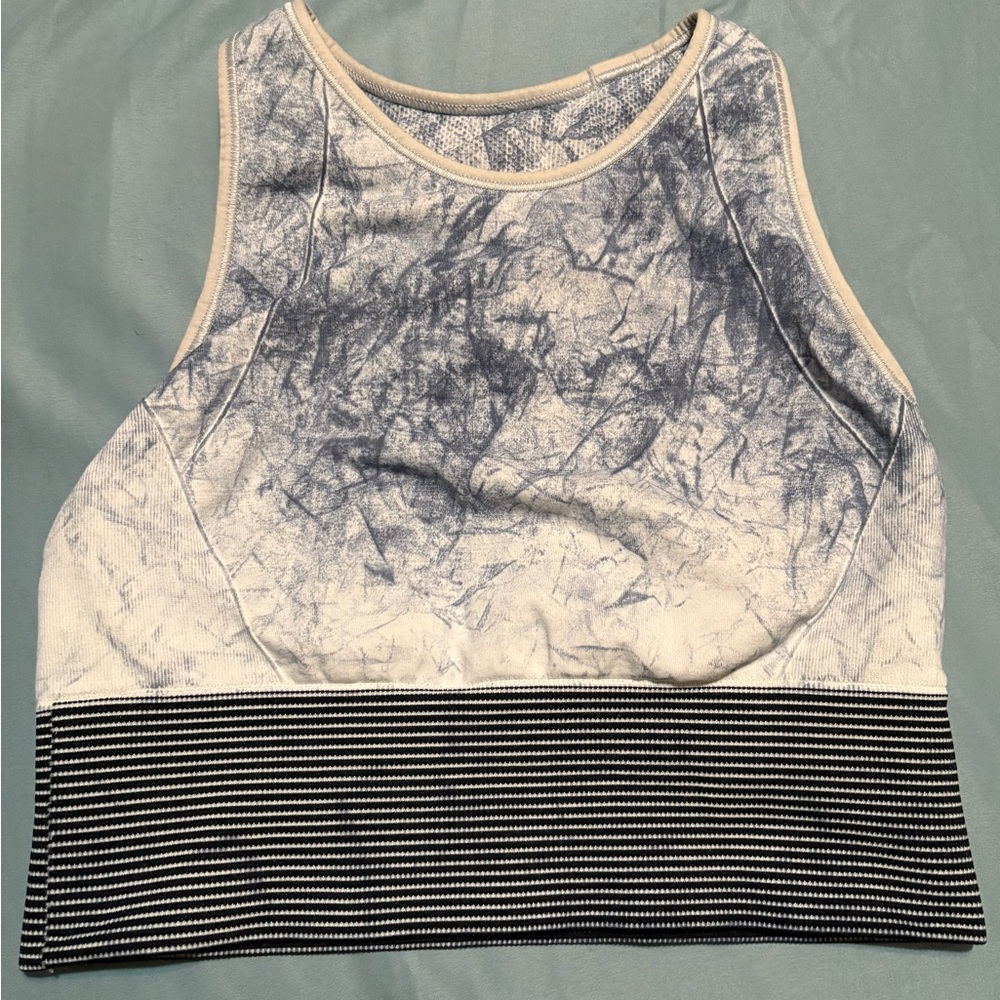 Lululemon Ebb To Train Bra Size 6
